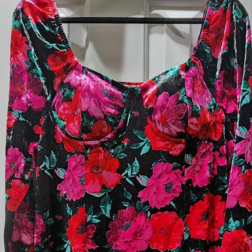 Floral velvet mini dress